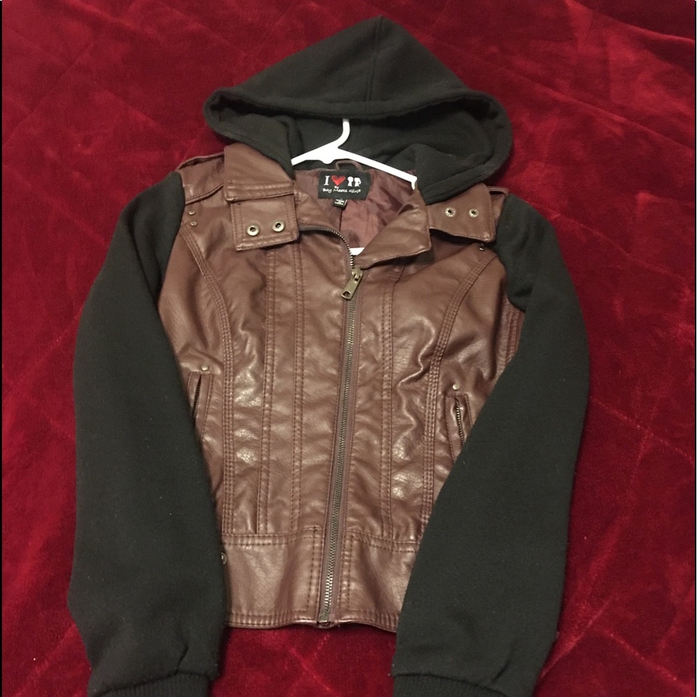 Bomber jackets - Picture 3 of 5